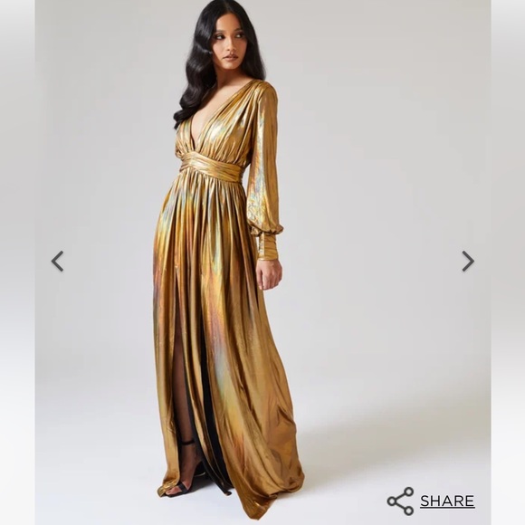 Forever Unique LIMITED EDITION GOLD METALLIC FOIL MAXI DRESS WITH FRONT SPLITS - Picture 5 of 9